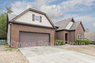 Building Photo - 4474 Fairmont Dr