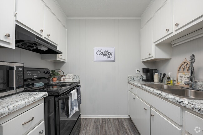 Model Kitchen - Brickhaven Apartments
