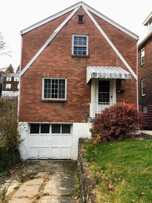 52 Greenlee Rd, Pittsburgh, PA 15227 House Rental in Pittsburgh, PA