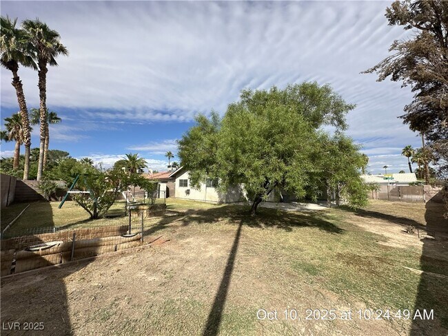 Building Photo - 5817 Sinaloa Ct