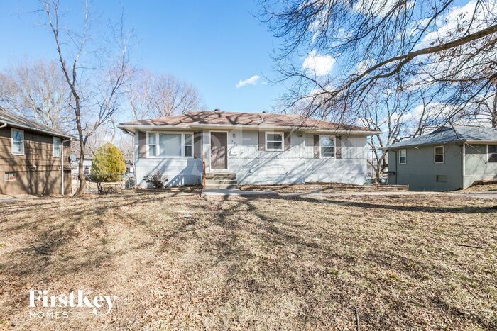 Foto principal - 8607 Ford Ave