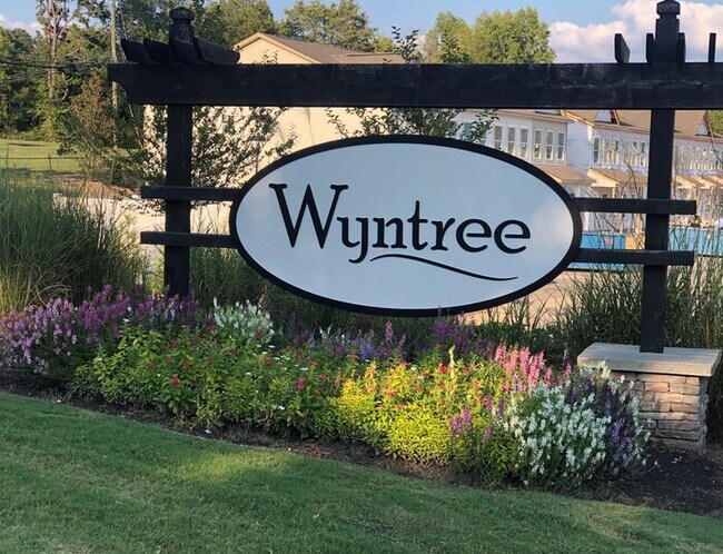 Foto del edificio - BEAUTIFUL 2 BD Townhome in MIDLAND AVAILABLE NOW