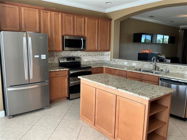 Building Photo - 7059 Islamorada Cir
