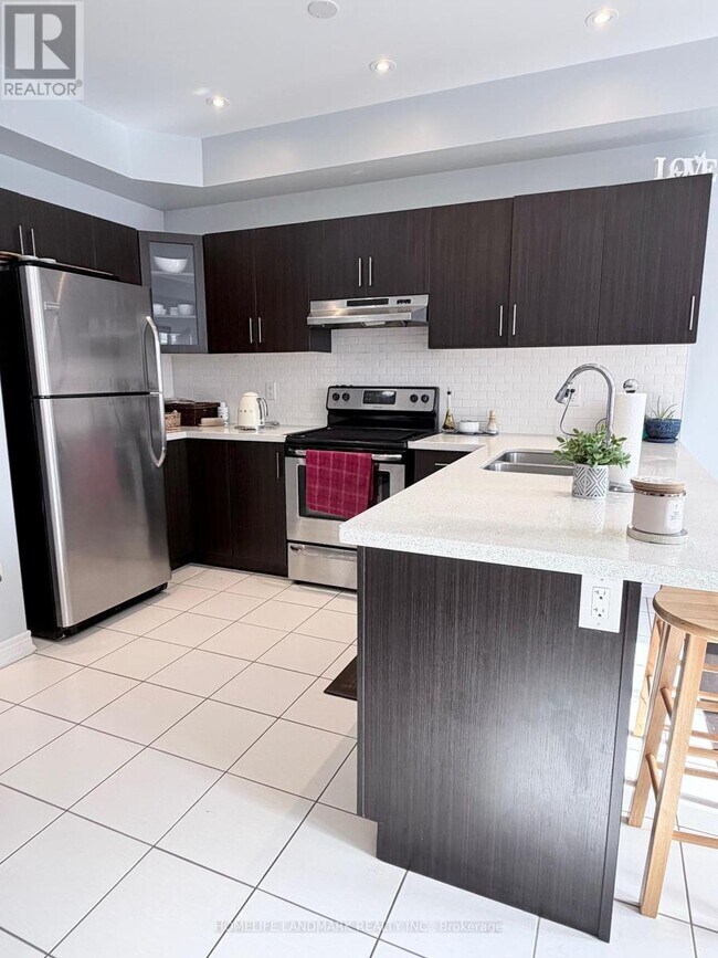 Building Photo - 51 Truchard Ave