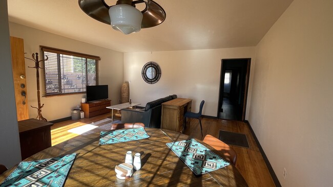 Living/ Dining Room - 404 Columbia Dr SE