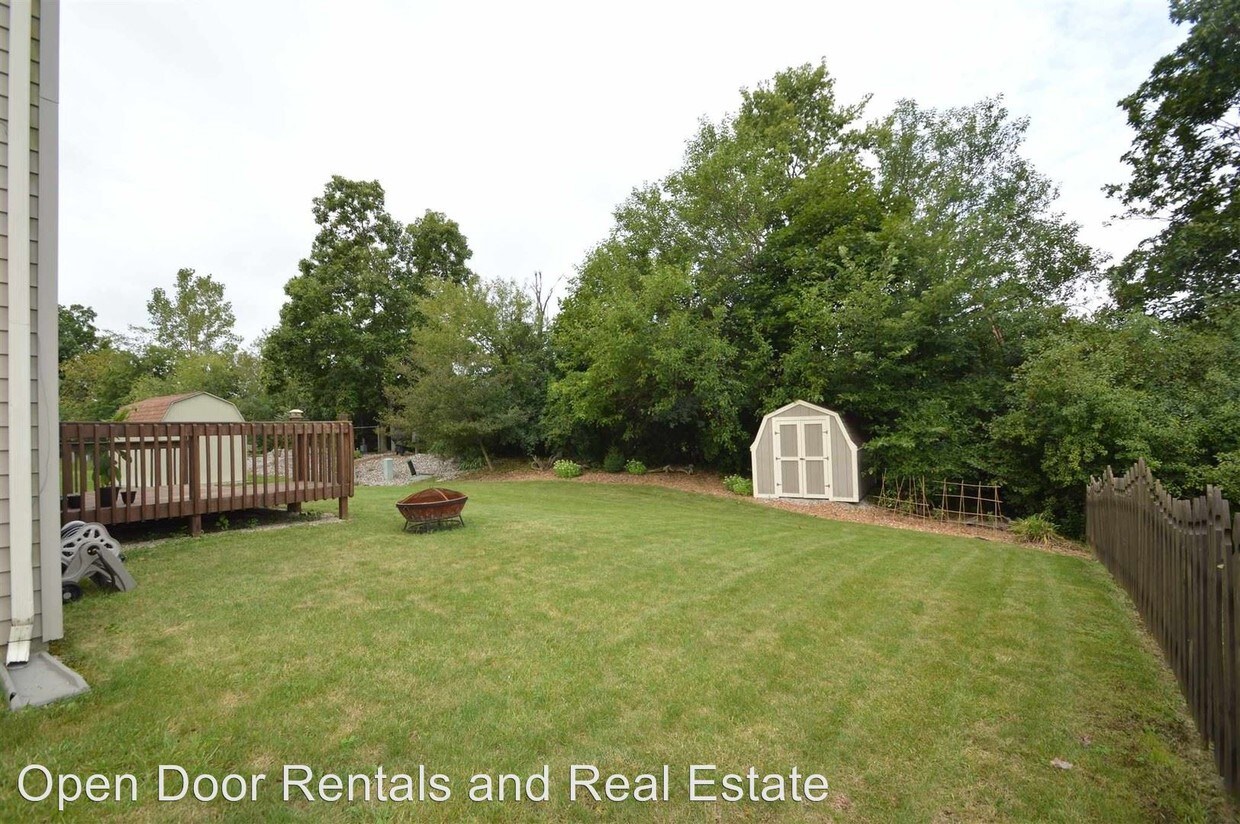 Building Photo - 4 br, 2 bath House - 1429 Fall Creek Drive