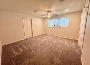 Building Photo - 20313 Sunny Shores Dr