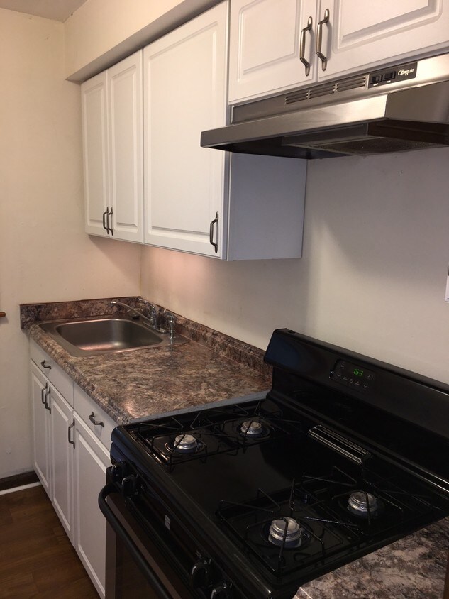 Foto principal - 750 Belmont Ave