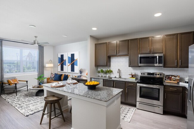 Foto del edificio - 22100 Park Westheimer Blvd