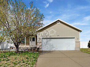 Building Photo - 451 W 225 N