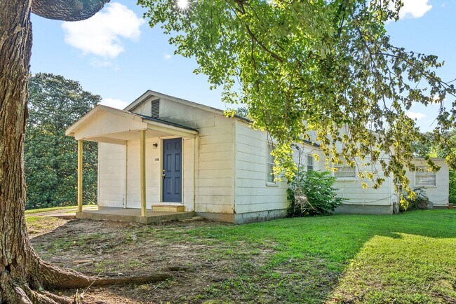 Building Photo - Lafayette Road-420