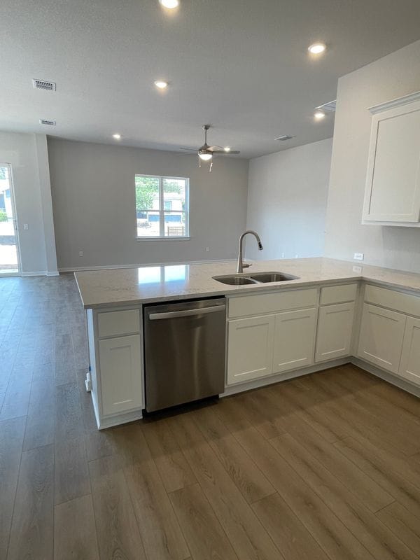 Foto del edificio - 4701 Wally Ave
