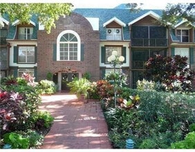 Building Photo - 3670 Inverrary Dr