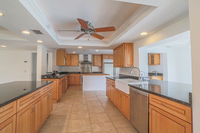 Building Photo - 407 Parkway Ct