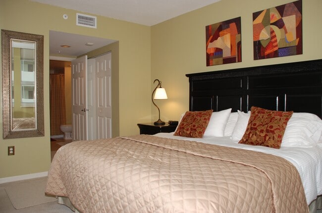 Foto del edificio - 2080 S Ocean Dr