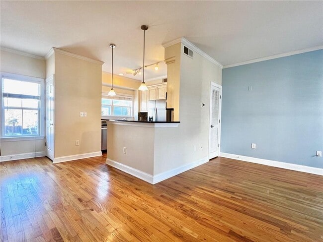 Foto del edificio - 312 Carlyle Park Dr