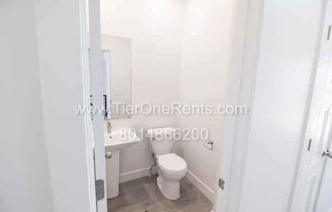 Foto del edificio - NO DEPOSIT option available for qualified ...