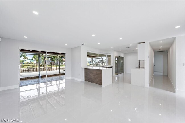 Foto del edificio - 1729 Cascade Way