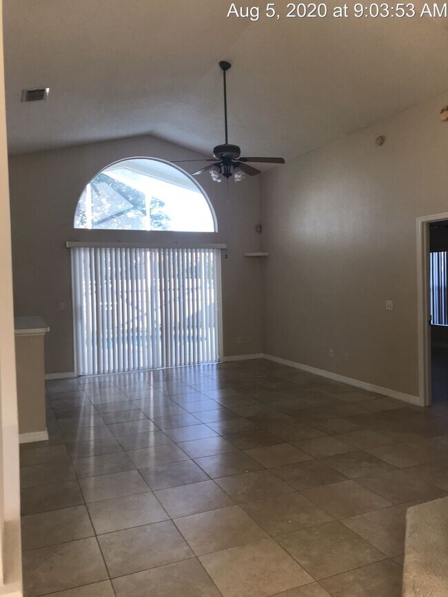 Foto del edificio - 2 -Story Hunters Creek pool home-  3 bed, ...