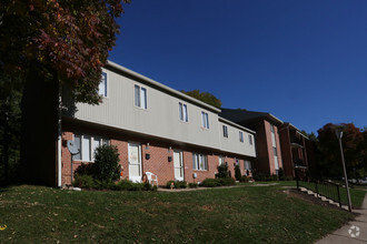 Doncaster Village Apartments