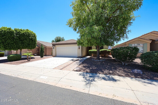 Building Photo - 11761 W Dos Rios Dr