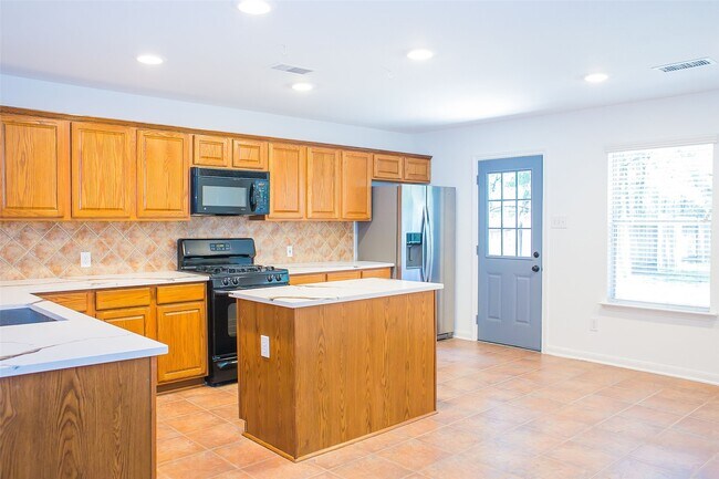 Foto del edificio - 91 Genesee Ridge Dr