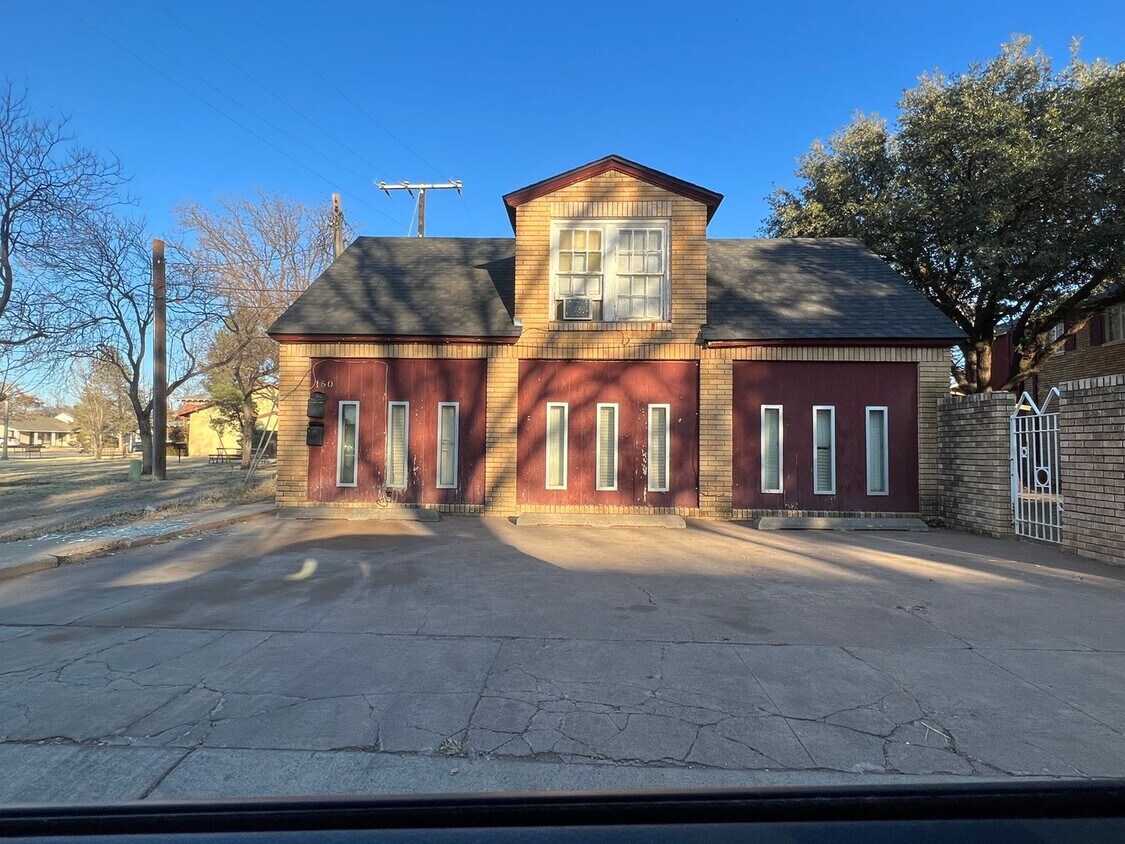 Primary Photo - DB 1607 Avenue X