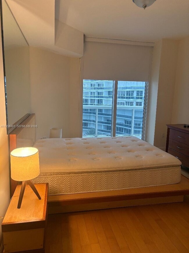 Foto del edificio - 9595 Collins Ave