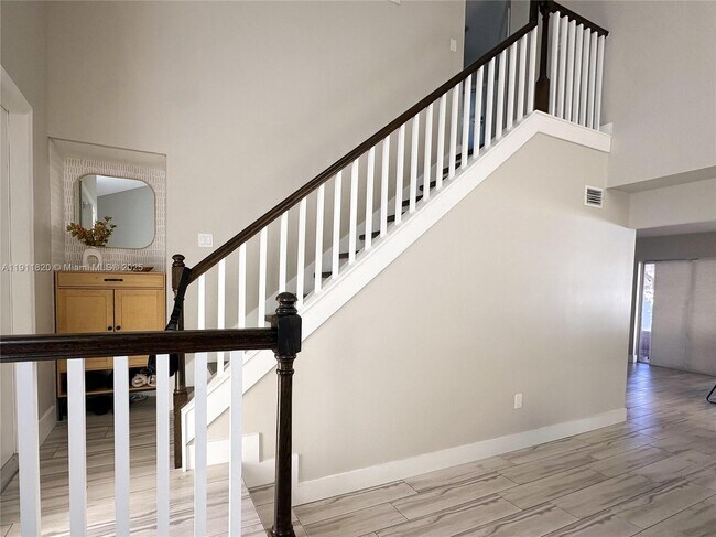 Foto del edificio - 1229 NW 125th Terrace