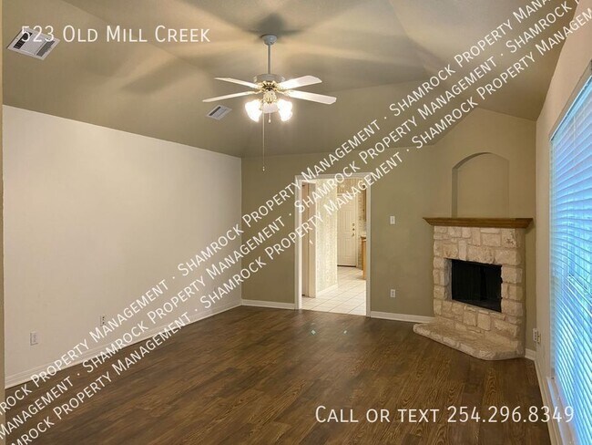 Building Photo - Castlegate Patio Home