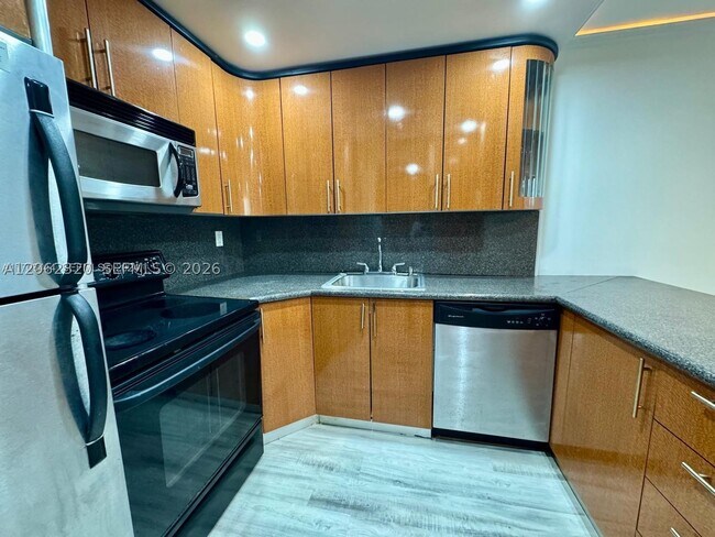 Foto del edificio - 200 172nd St