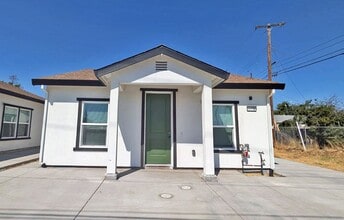 Building Photo - 1579 Silica Ave