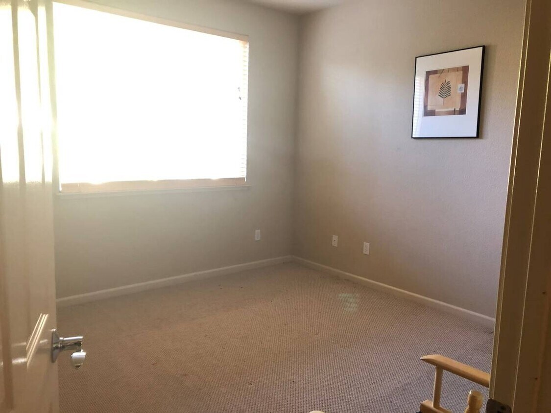 Foto principal - 221 Thyme Ave