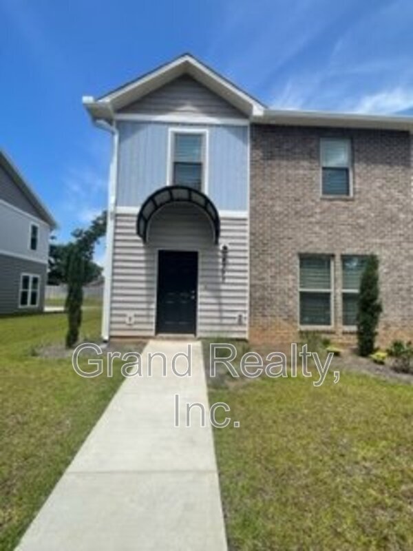 4393 Village Oak Ln, Pace, FL 32571 Townhome Rentals in Pace FL