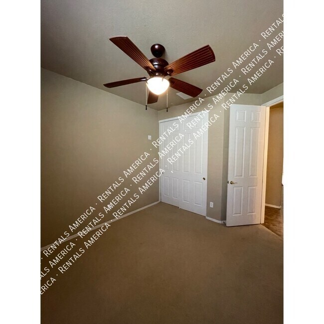 Foto del edificio - 2243 W Mila Way