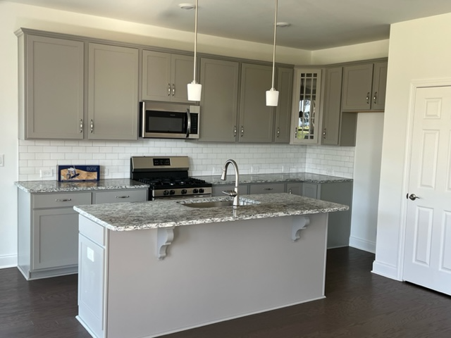 Building Photo - 913 Nance Ln
