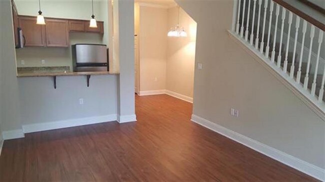 Foto del edificio - Midtown Tallahassee Townhome