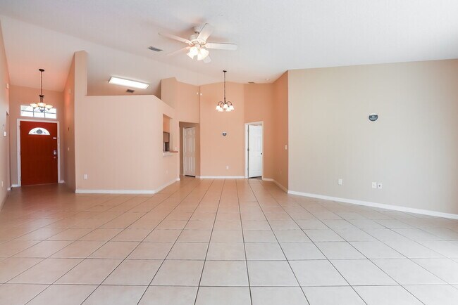 Foto del edificio - 1237 Alpine Lake Dr