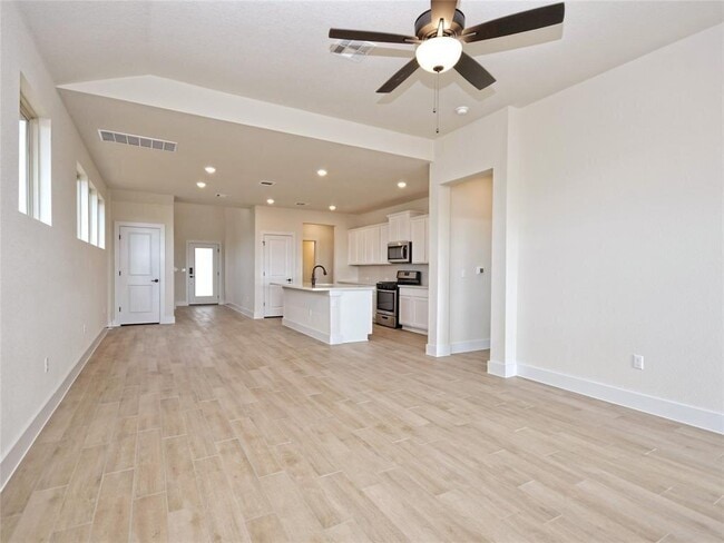 Building Photo - 8509 McKamy Dr