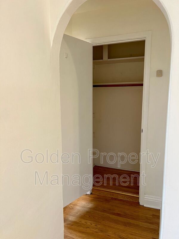 Foto del edificio - 1408 Sassafras St