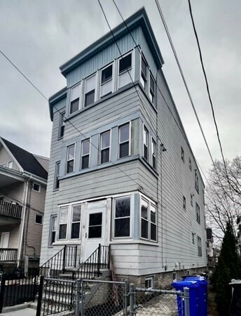 Primary Photo - 25 Warren Ave