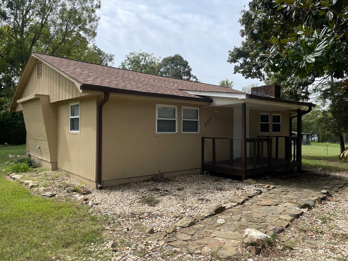 Foto principal - 2 bdrm singlewide with additions