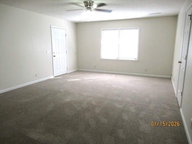 Foto del edificio - 192 Gertrude Dr