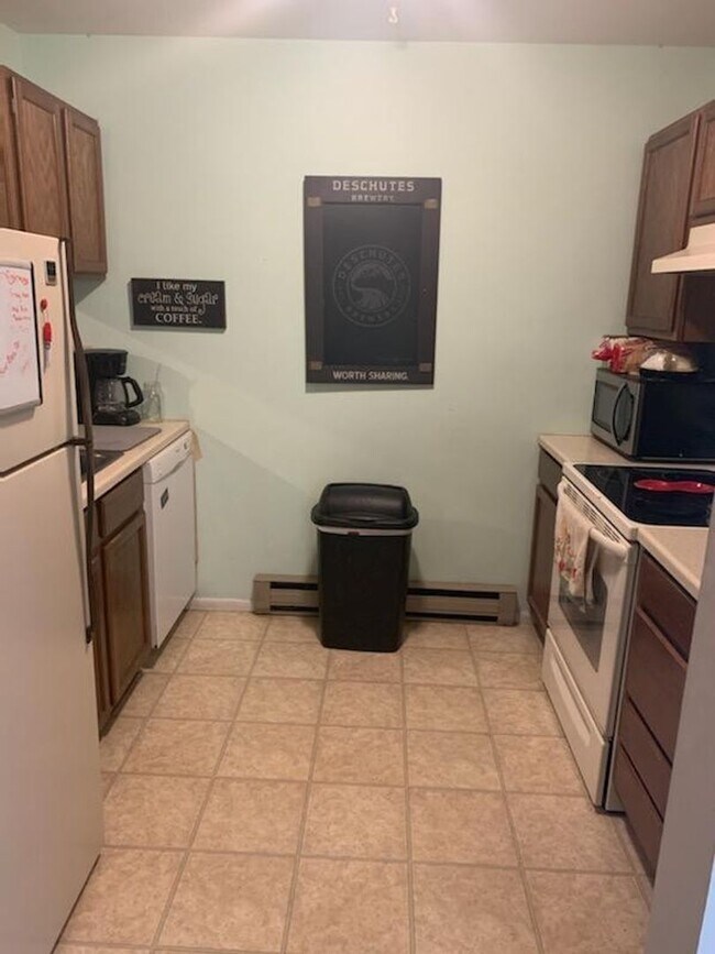 Foto del edificio - 1204 Babcock Apt. A