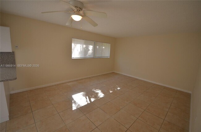 Foto del edificio - 7626 NE 6th Ct