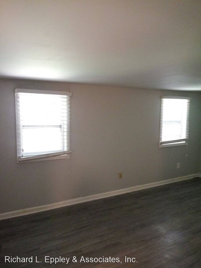 Building Photo - 1 br, 1 bath House - 2220-R Weyland Ave
