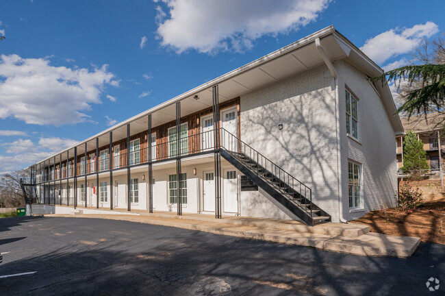 Building Photo - Cliff Manor