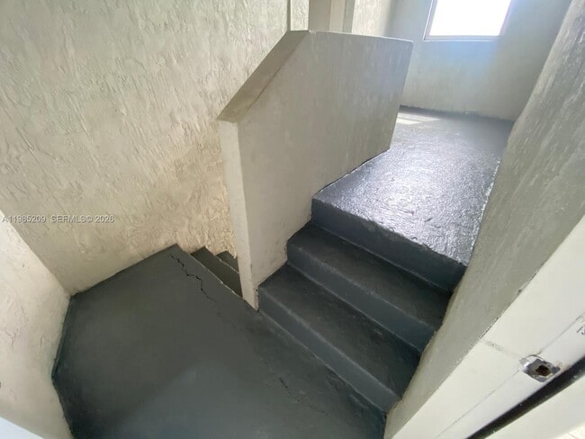 Foto del edificio - 1700 NW 22nd Ct