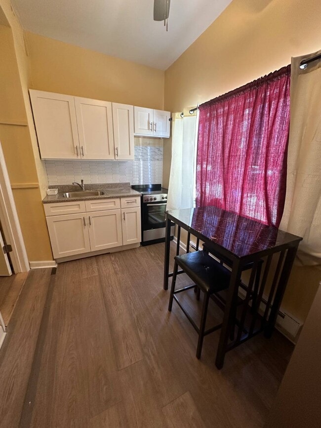 Foto del edificio - 1146 E 35th St