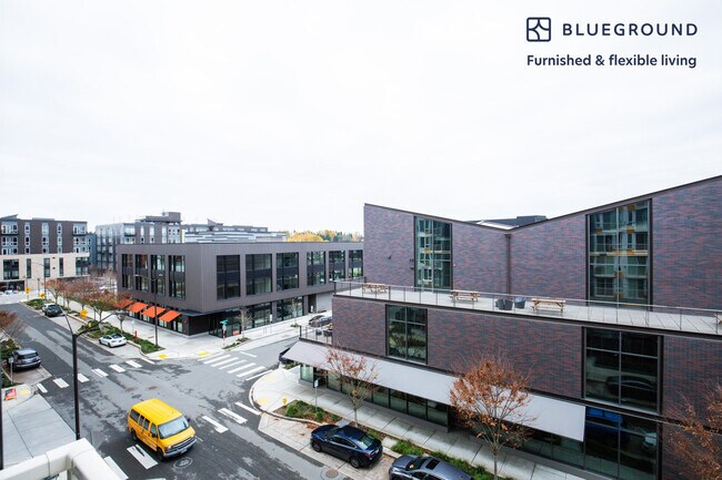 Building Photo - 12258 NE 12th Ln